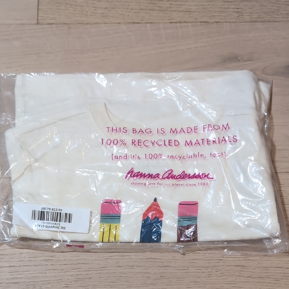Hanna Andersson Cream Tee with Colorful Graphic